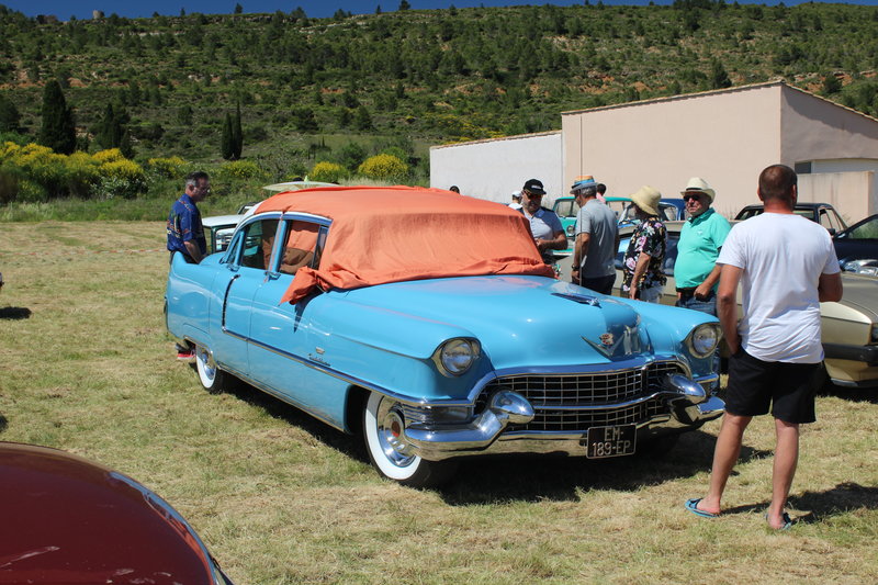 61 Cadillac 1955.JPG